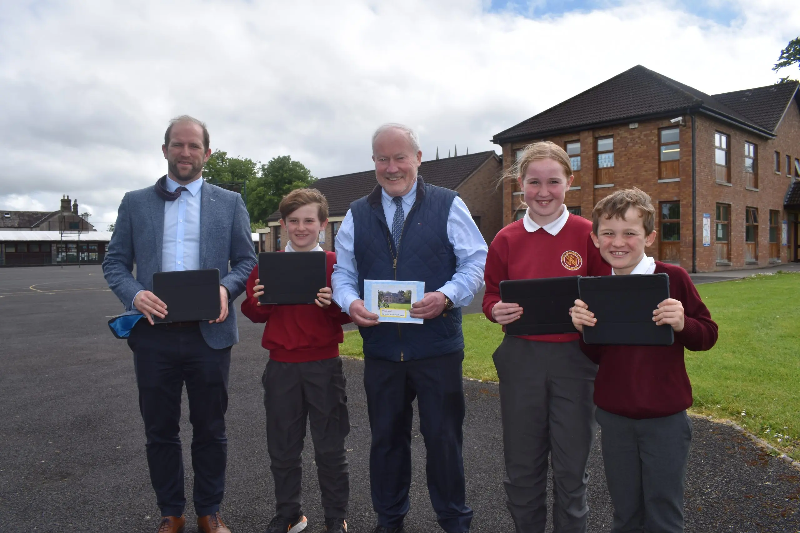 Scoil Seanáin Naofa